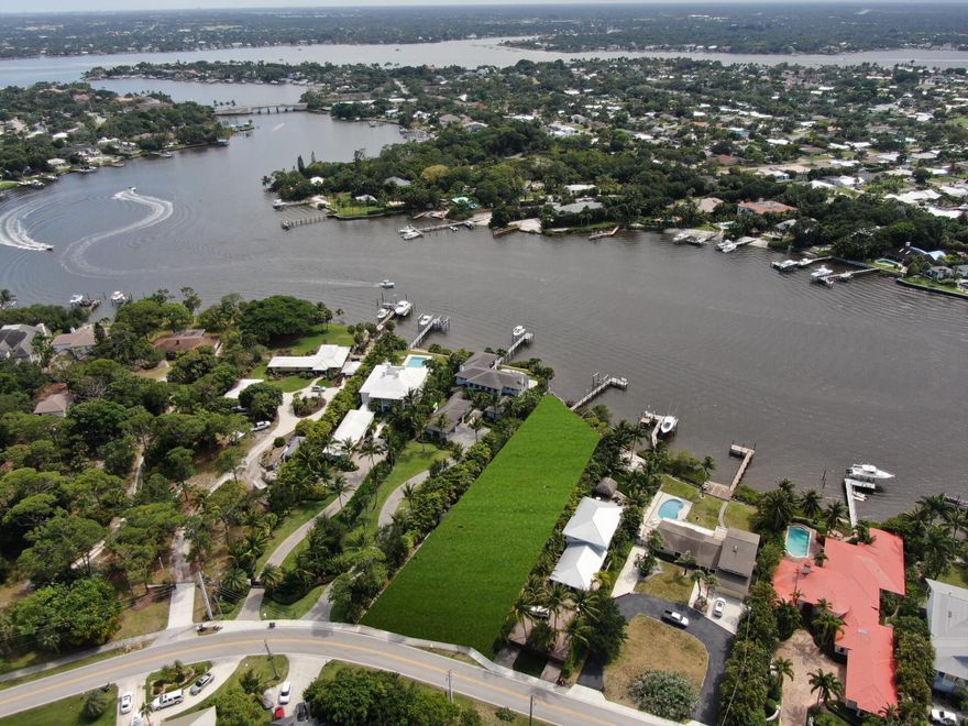 If you are looking for a prime riverfront location to build your dream home look no further.
This large estate property provides an excellent opportunity for you to design and build your new riverfront home, where you can enjoy sunset views and quick ocean access.