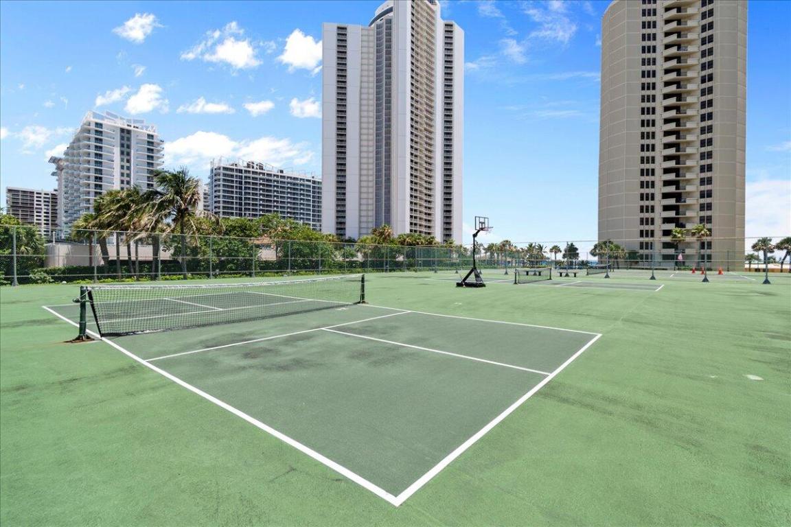 PHOENIX TOWERS CONDO - Residential