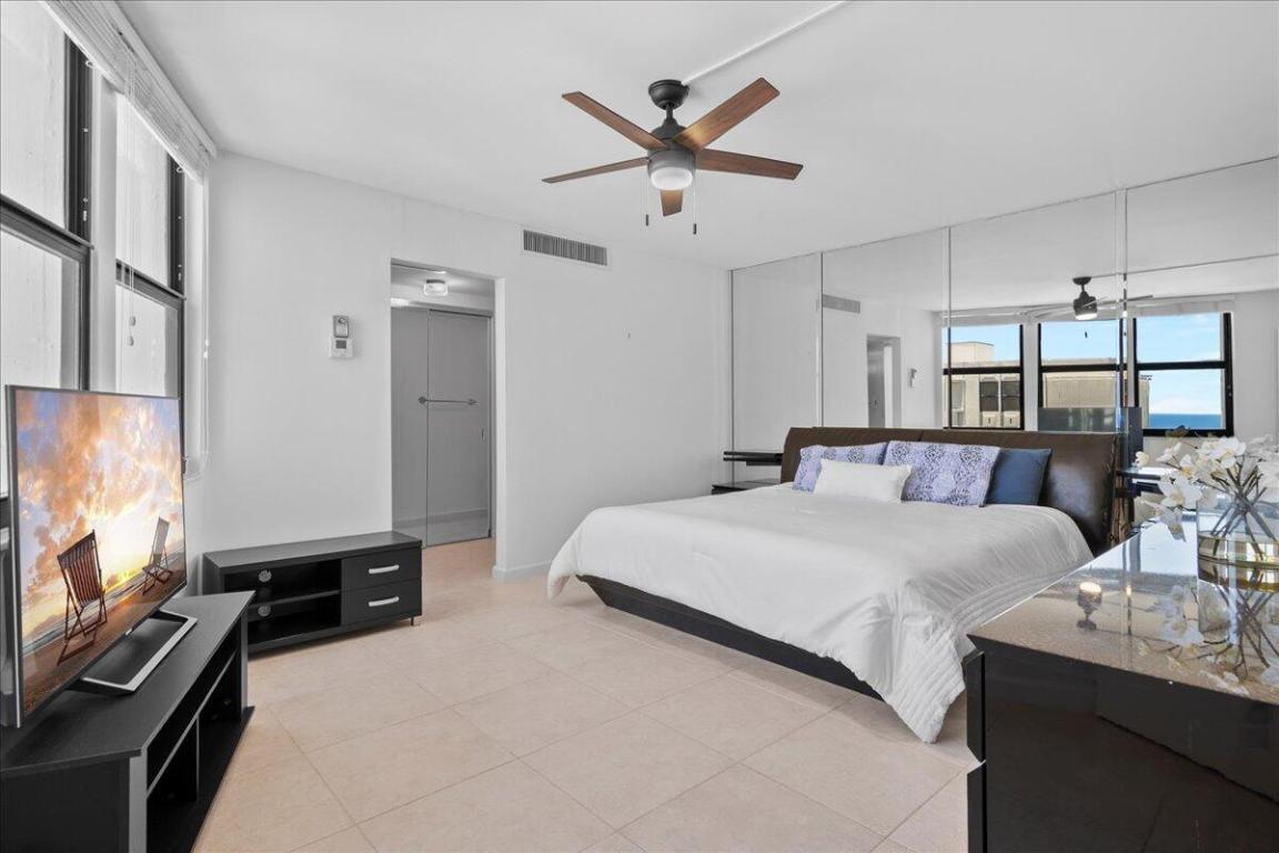 PHOENIX TOWERS CONDO - Residential