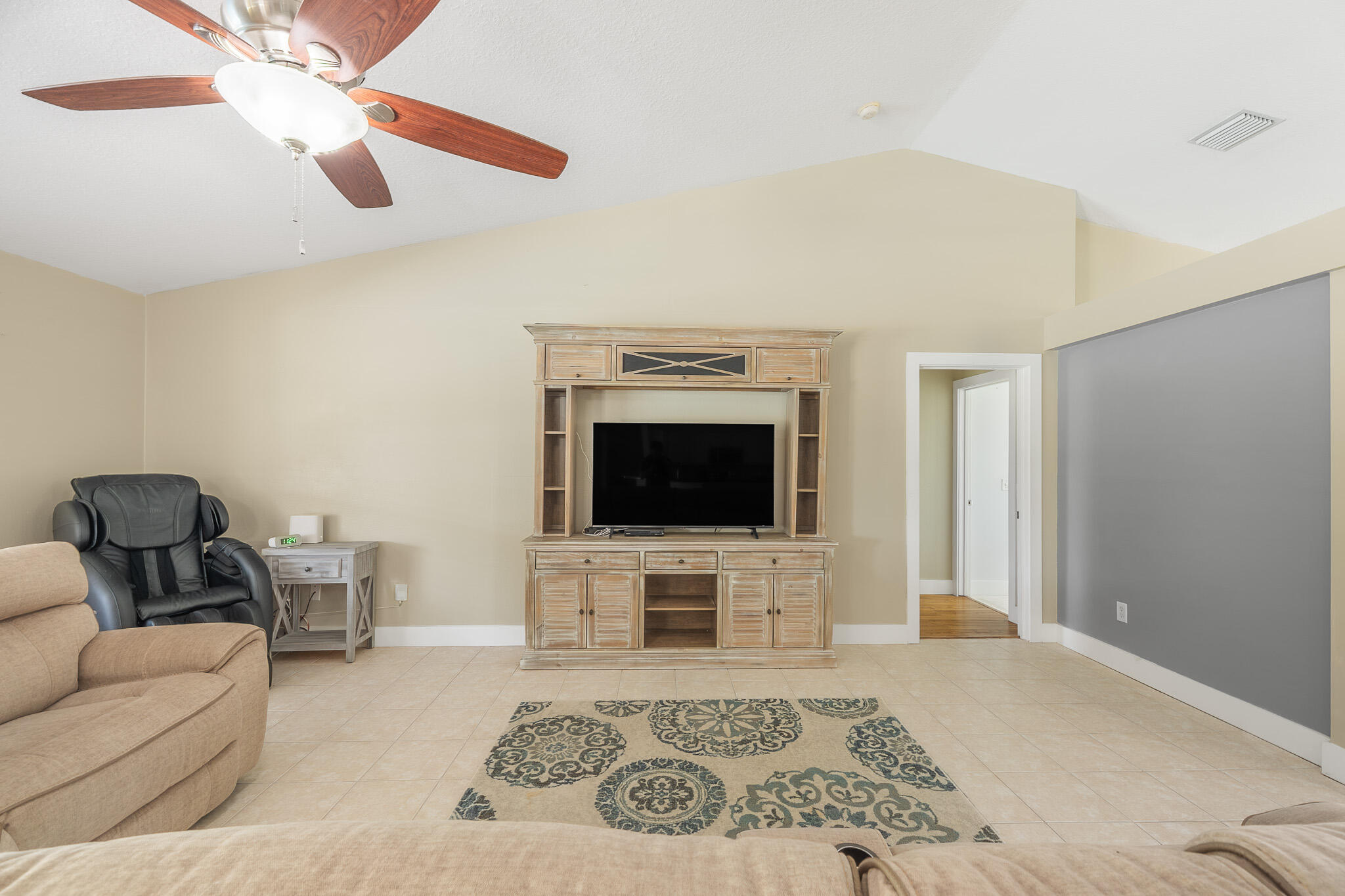 PORT ST LUCIE SECTION 11 - Residential