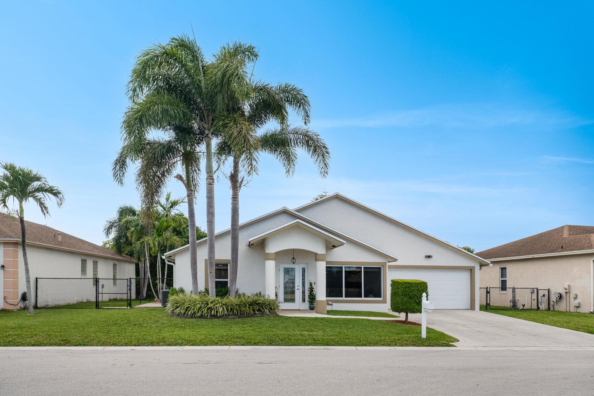 1128 Hatteras Circle
