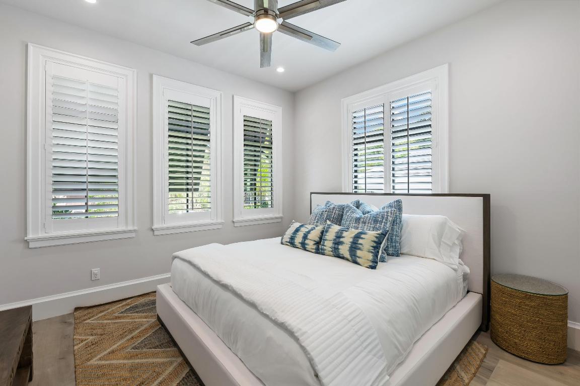 Las Olas Isles - Residential