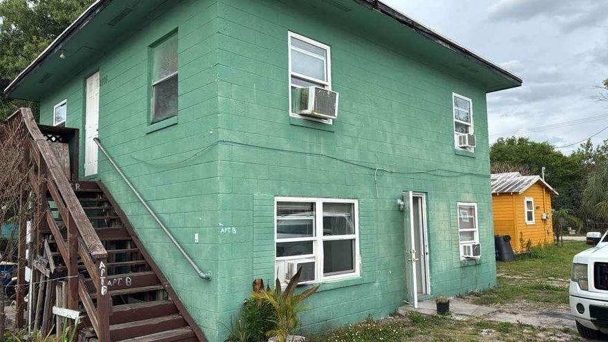 Excellent investment opportunity in Fort Pierce! This property includes 5 units: 3 single family homes and 1 duplex, all on a corner half acre lot offering strong long term potential and flexible use options. Properties are rented month to month, providing immediate income with the ability to adjust or reposition as needed. Washer and dryer included. Prime location on Delaware Avenue with great visibility, access to major roads, services, and ongoing redevelopment. A rare multi-unit asset on a large corner parcel.