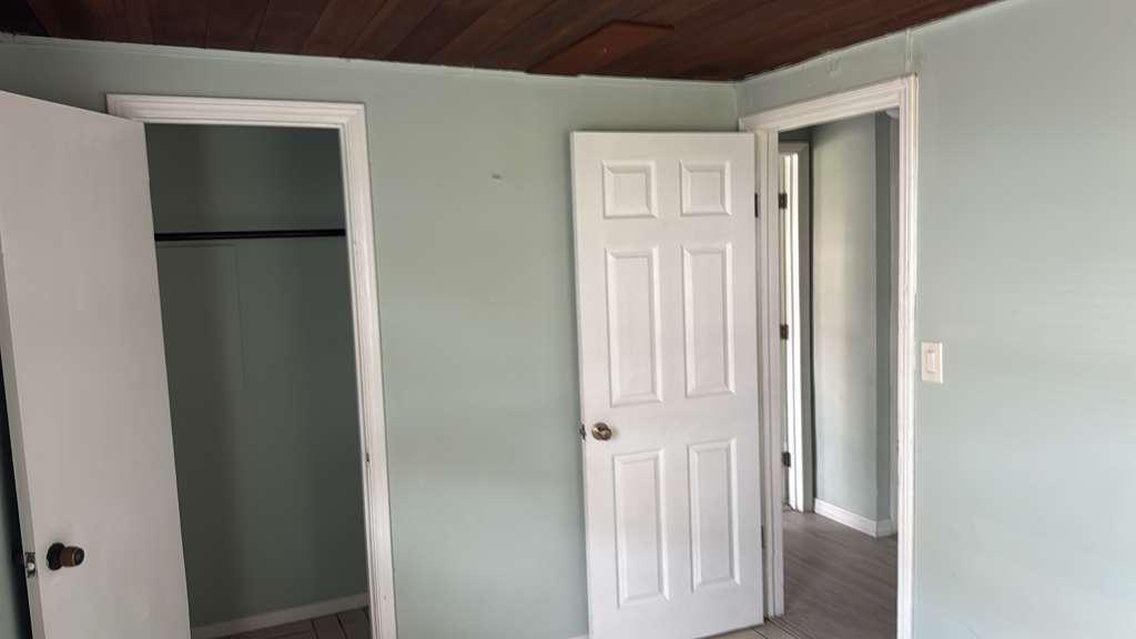 2206 Delaware Avenue