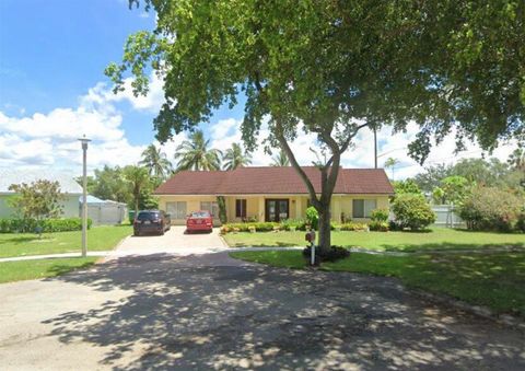 8619 SW 51st St Cooper City FL 33328