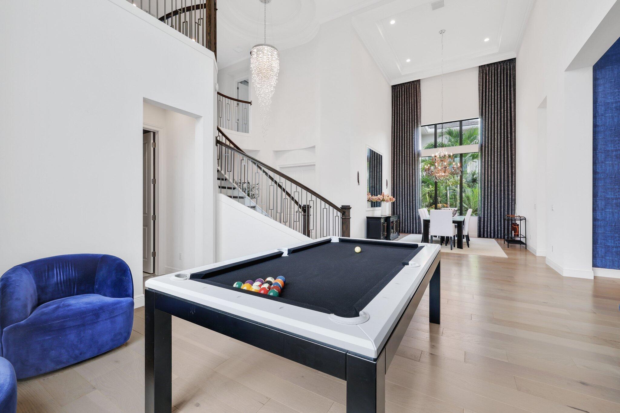 ROYAL PALM POLO - Residential