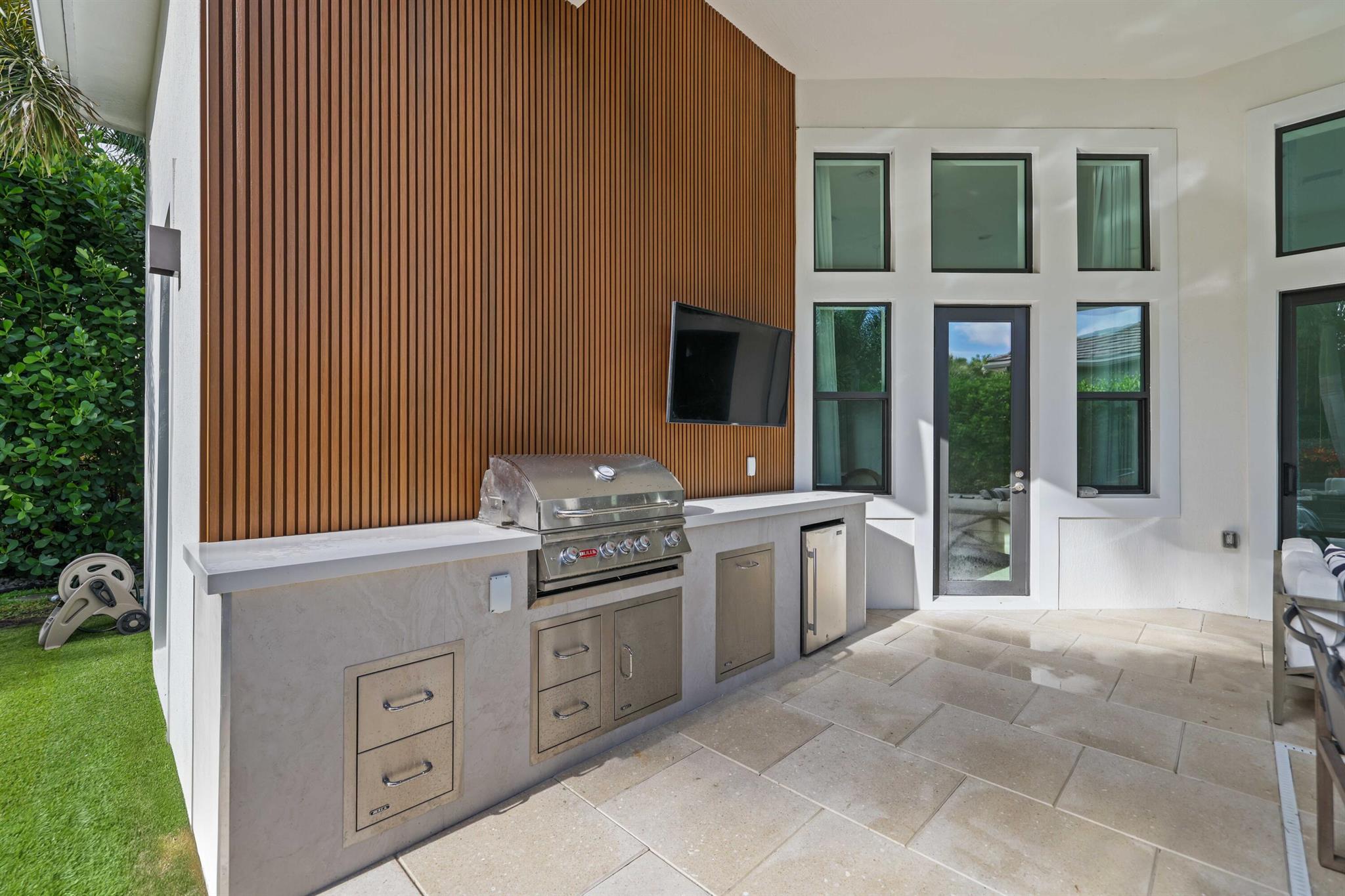 ROYAL PALM POLO - Residential