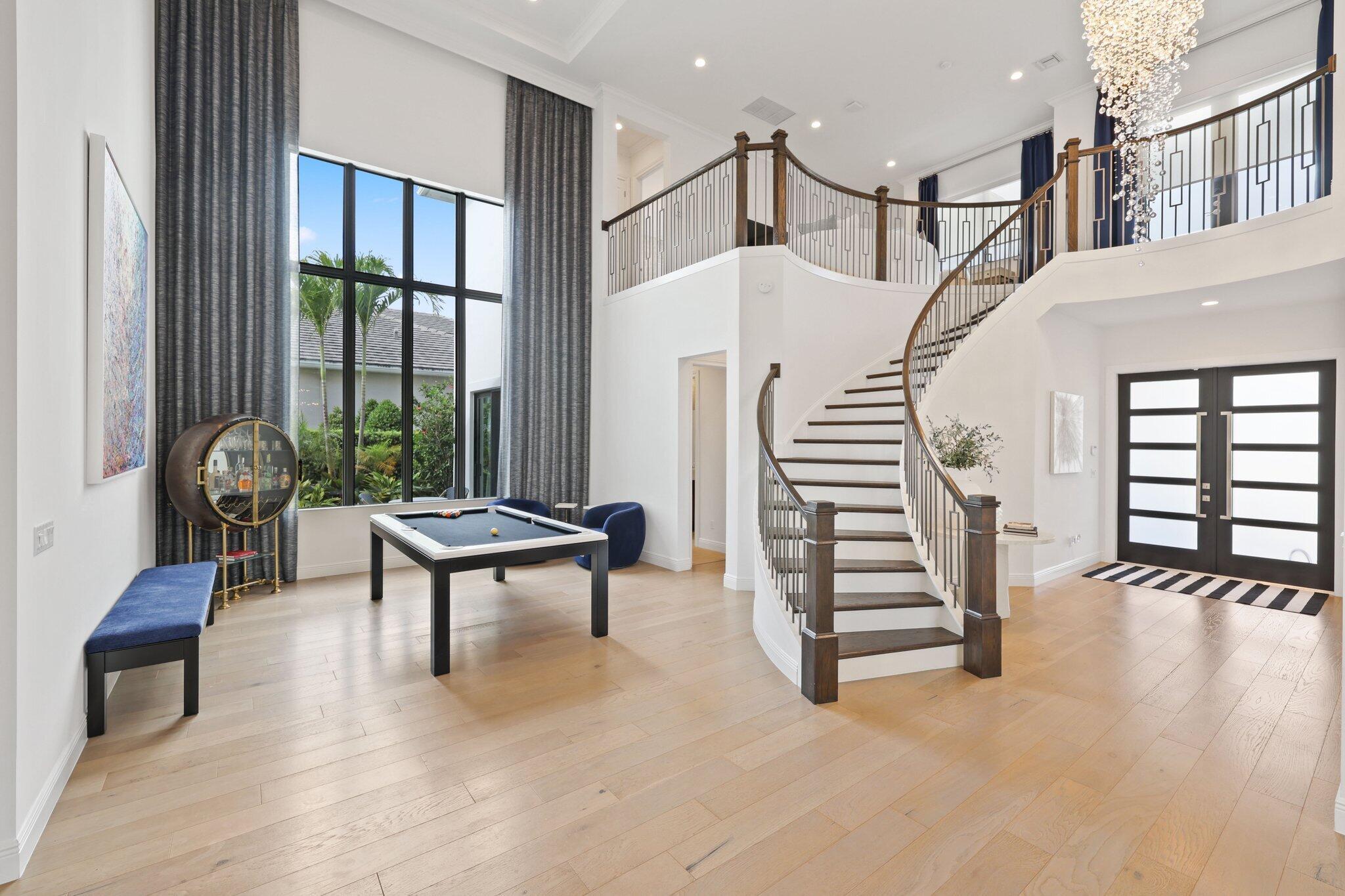 ROYAL PALM POLO - Residential