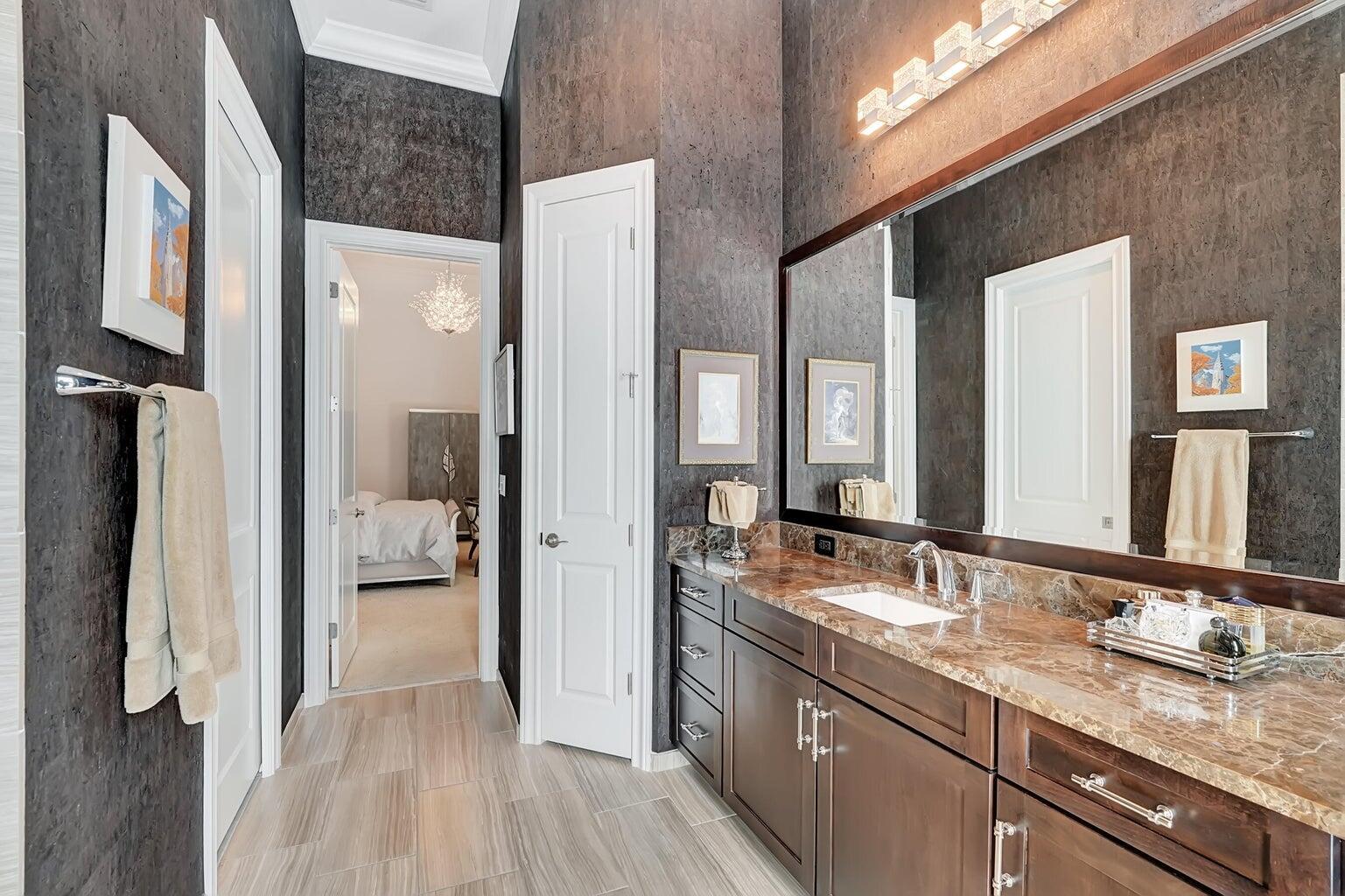 ROYAL PALM POLO - Residential