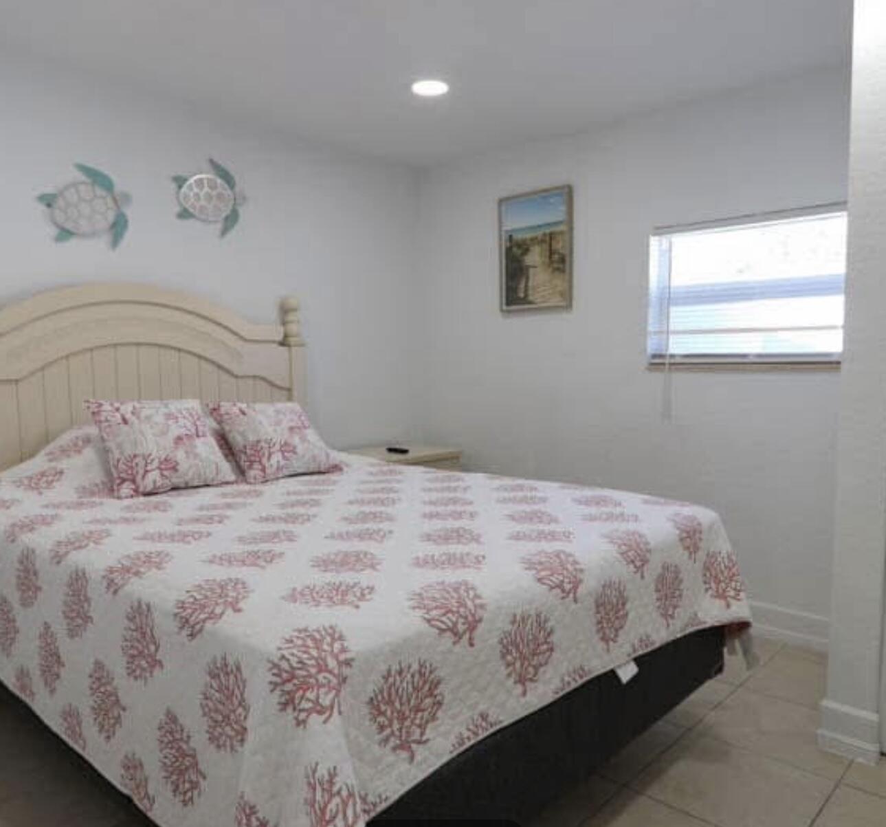 RUFF'S LITTLE DIXIE - Residential Lease