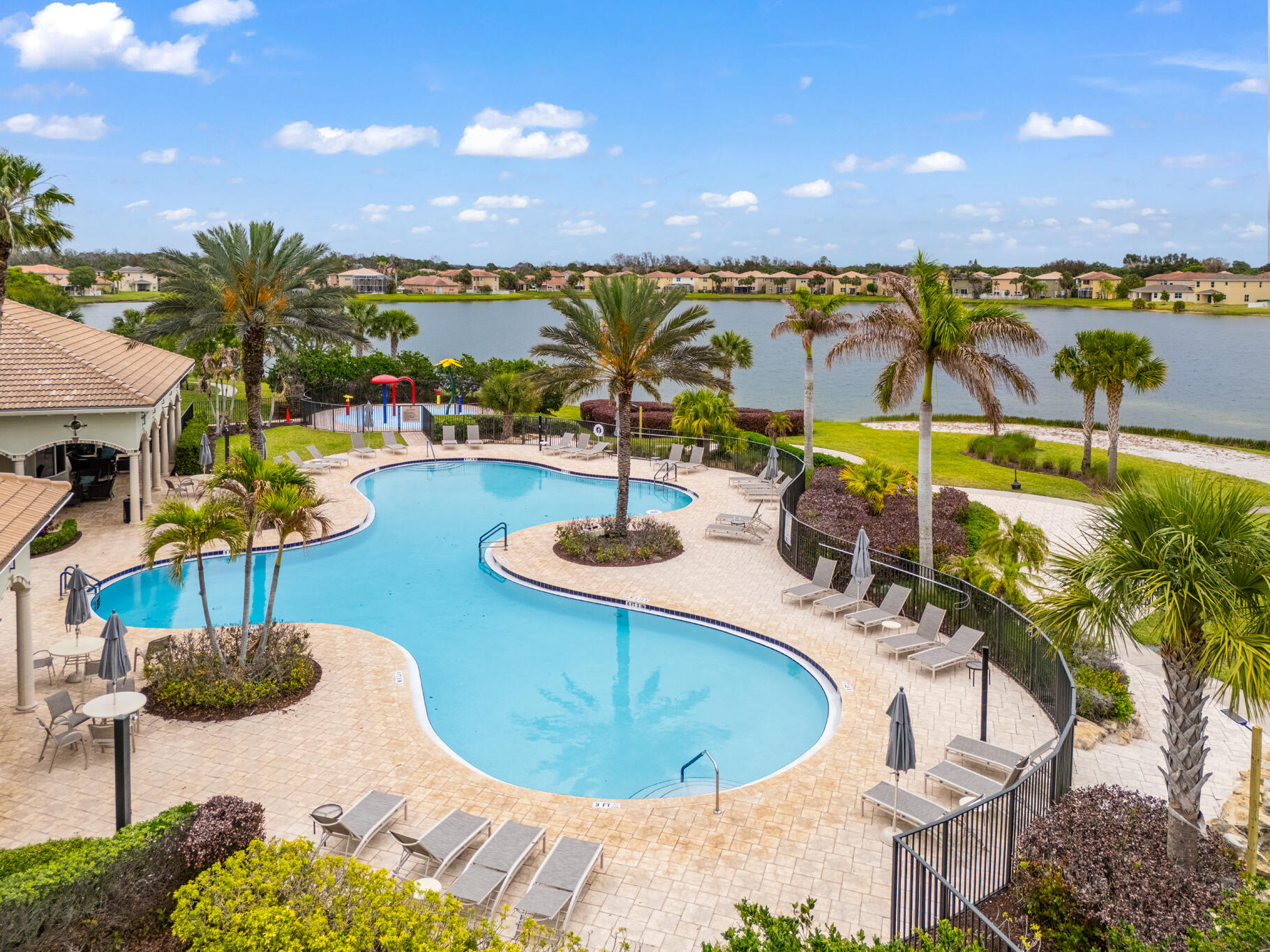 VIZCAYA FALLS PLAT 3 - Residential