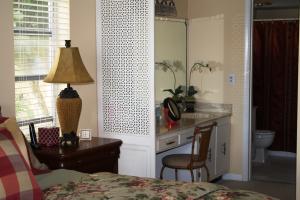 PALM GREENS - Residential