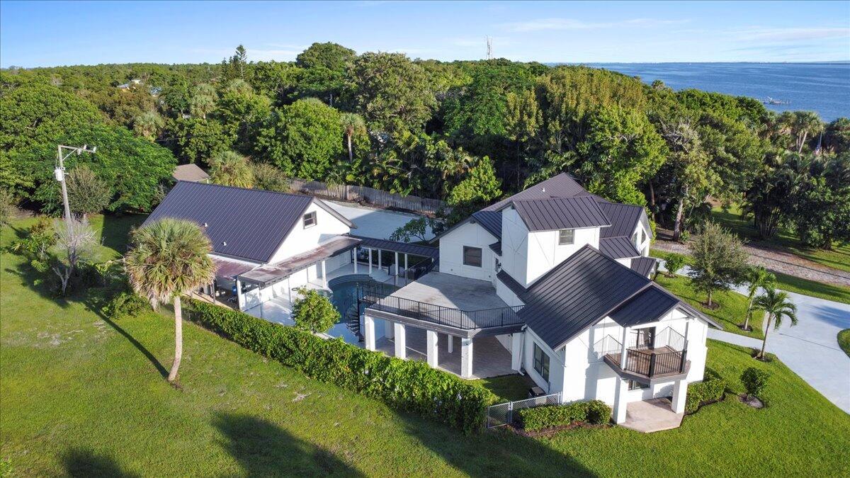 METES AND BOUNDS - Residential