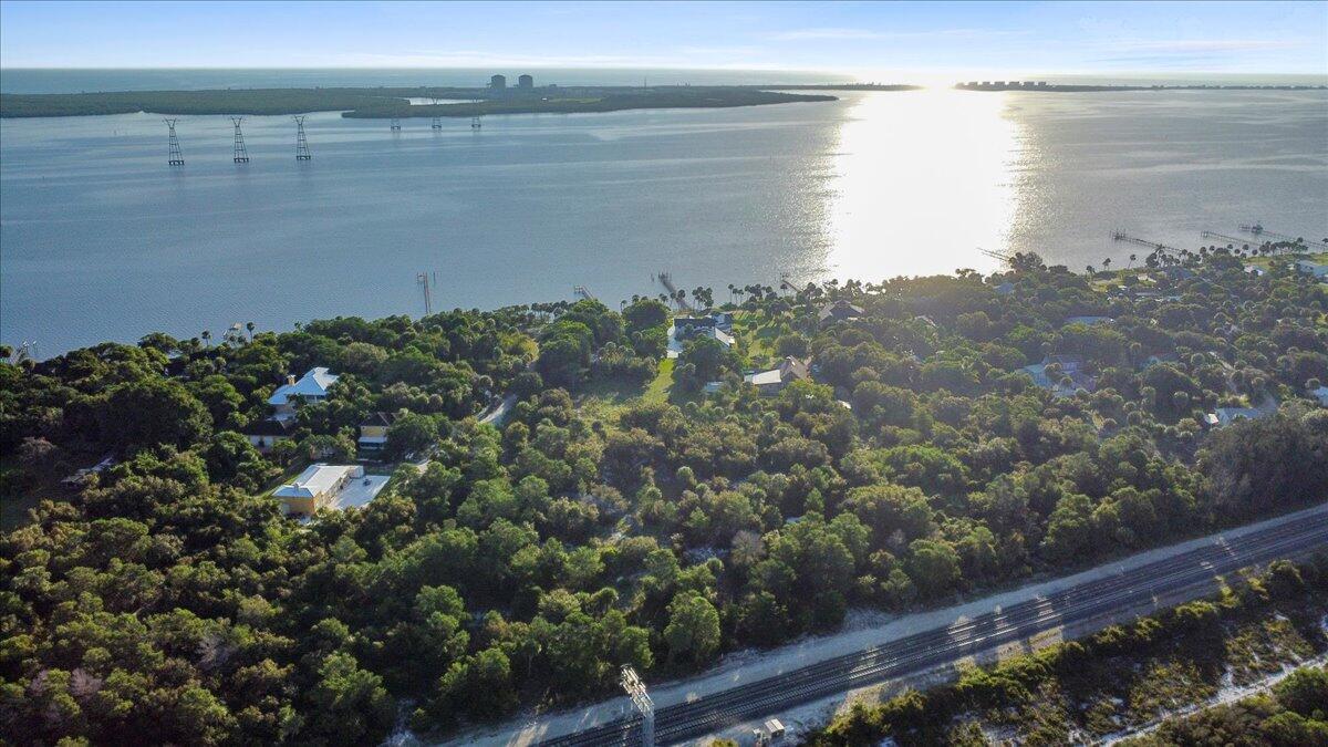 METES AND BOUNDS - Residential