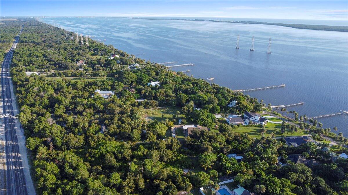 METES AND BOUNDS - Residential