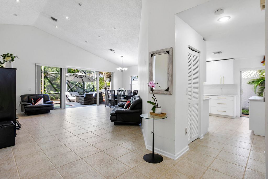 Photo of 20335 Tierra Del Sol Court, Boca Raton, FL 33498 (MLS # R11132096)