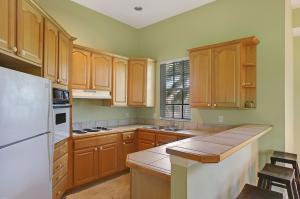 MALLET HILL OF WELLINGTON - Residential