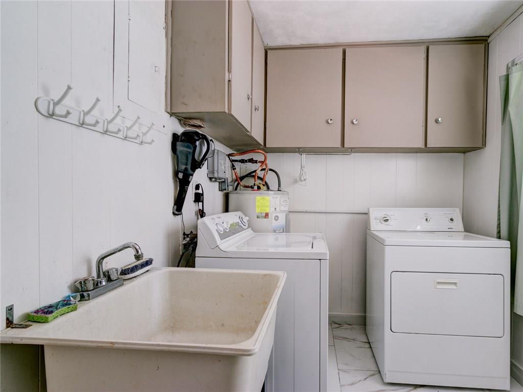 Riverland Manors - Residential Lease