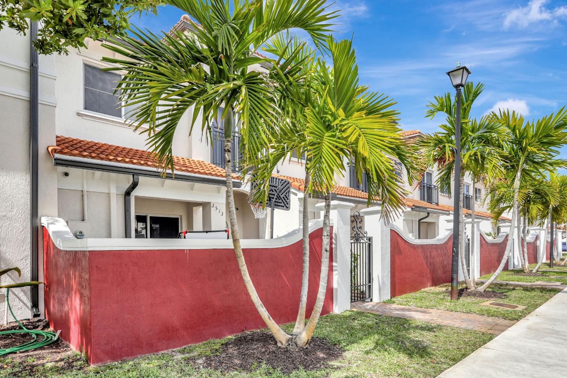 Bella Vista - Residential