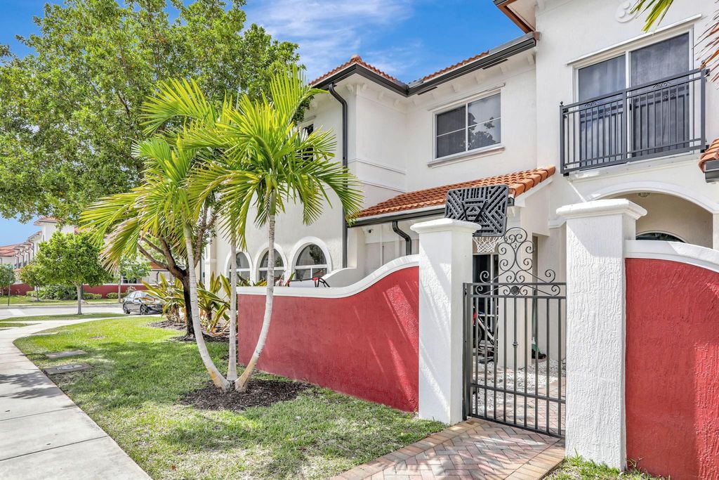 Photo of 3513 NW 29th Court, Lauderdale Lakes, FL 33311 (MLS # F10499392)