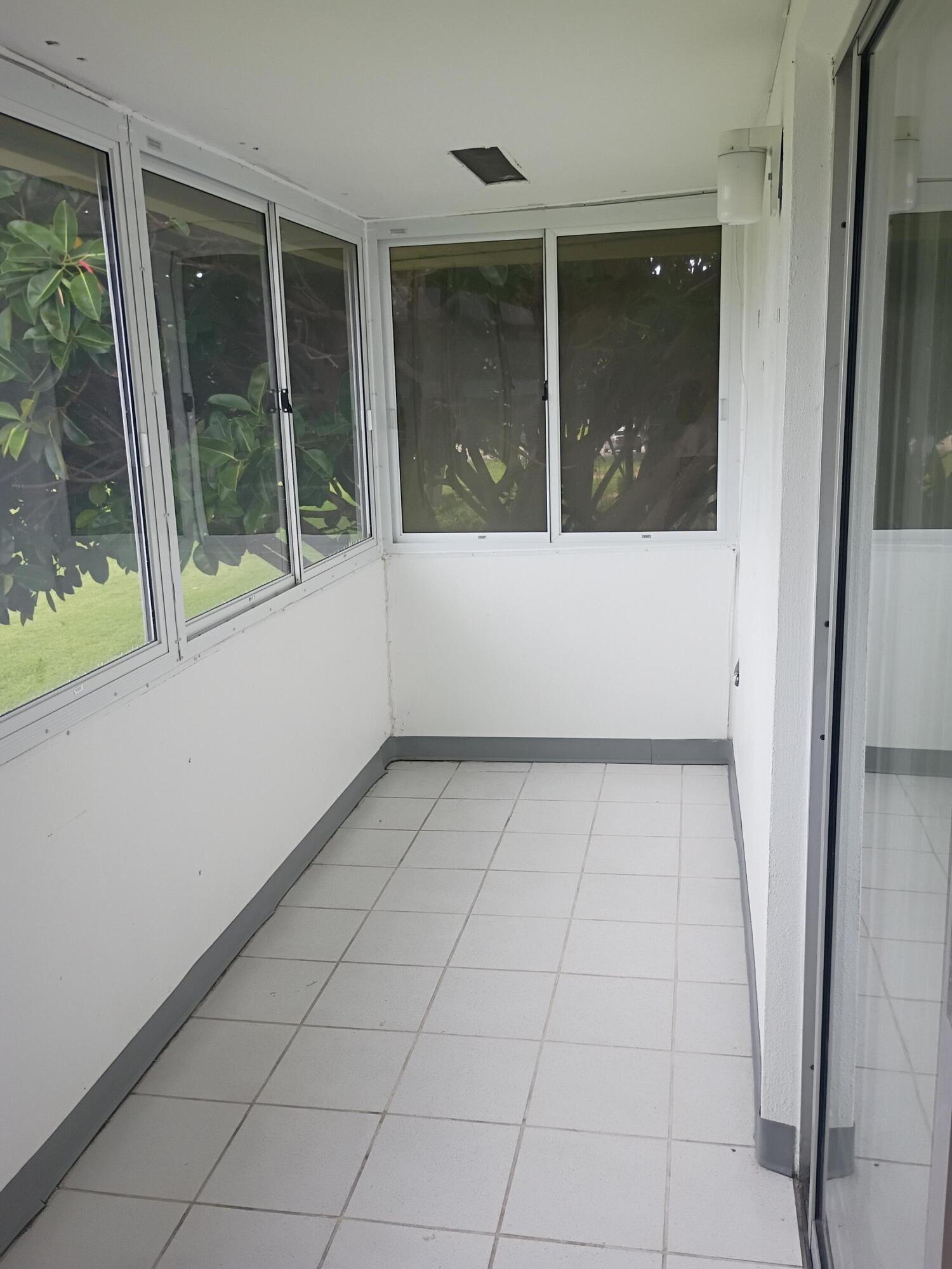 CAMDEN CONDOS - Residential Lease