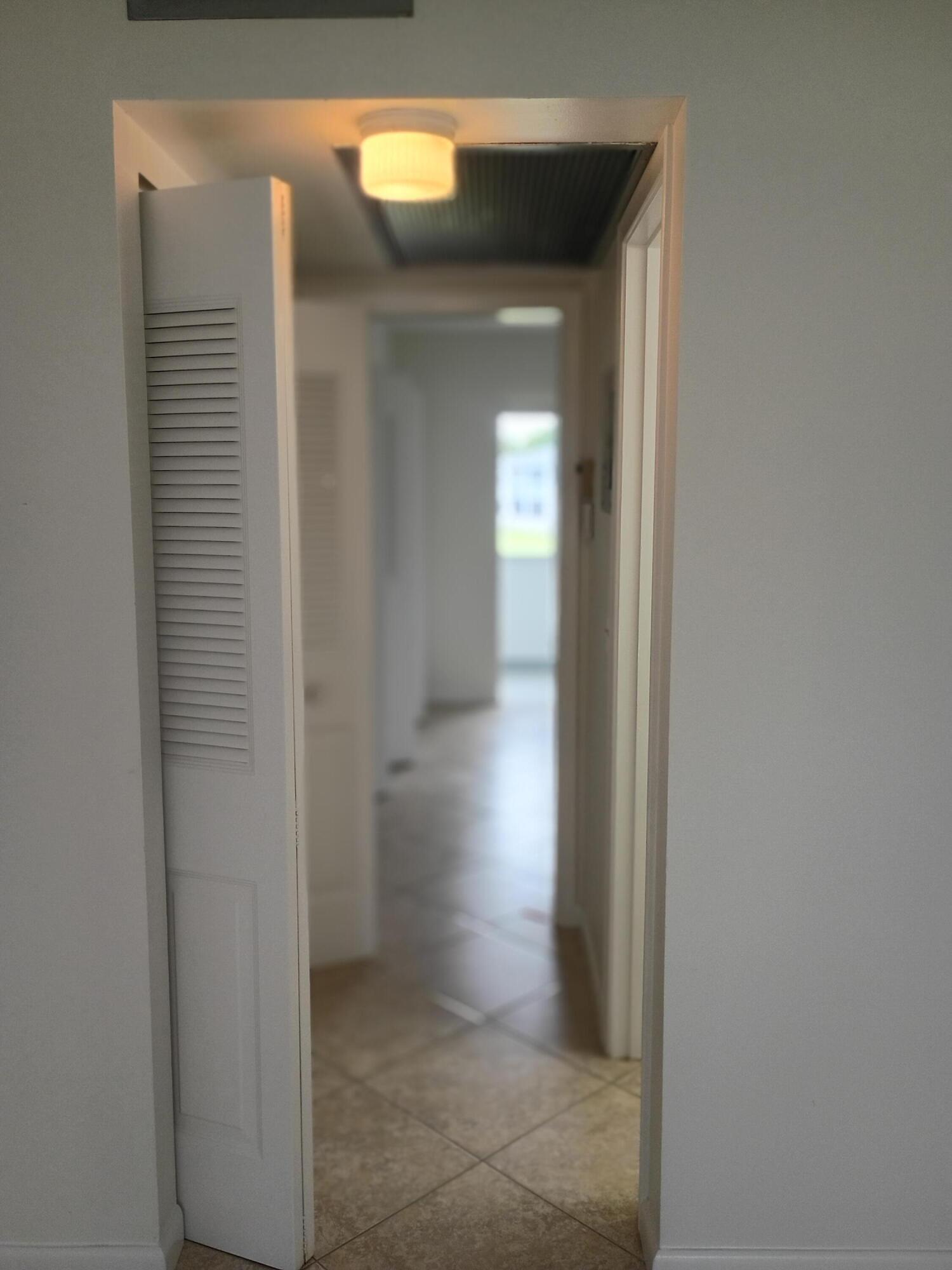 CAMDEN CONDOS - Residential Lease