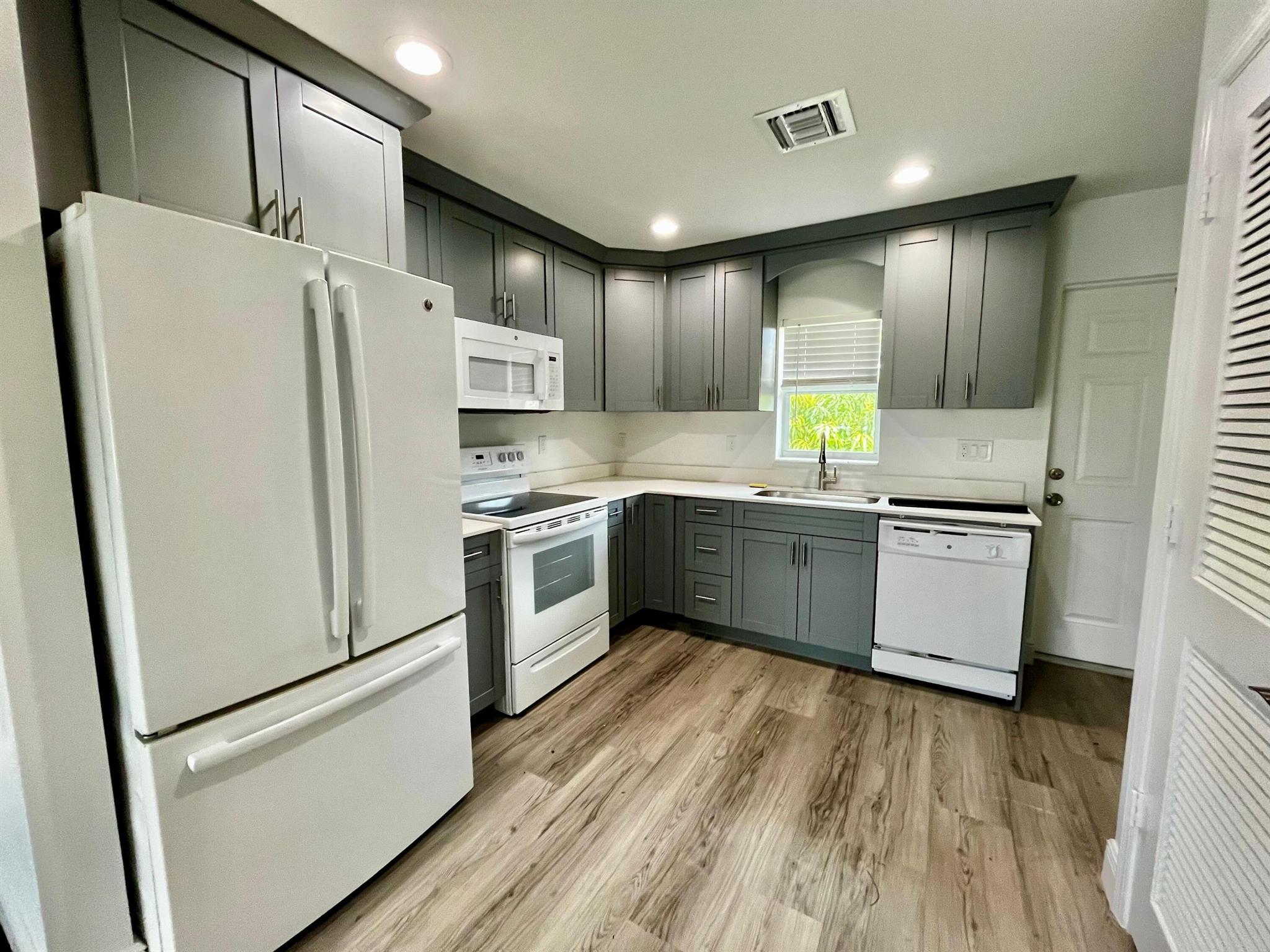 Be the First to Live in This Beautifully Renovated 3 Bed, 2 Bath Villa - $2,450/monthWelcome to your brand-new home! This completely renovated 3-bedroom, 2-bathroom villa has never been lived in before and is ready for immediate move-in. Everything is brand new - from the flooring to the modern kitchen with all new appliances, including a washer and dryer being installed for your convenience.Enjoy the comfort of a spacious open layout, sleek finishes, and bright natural light throughout. Priced at $2,450/month with a $2,450 security deposit, this is a rare opportunity to live in a fresh, untouched space.✅ Easy and fast application process✅ Immediate move-in available✅ Brand new appliances✅ In-unit washer and dryer included✅ Fresh, modern desi