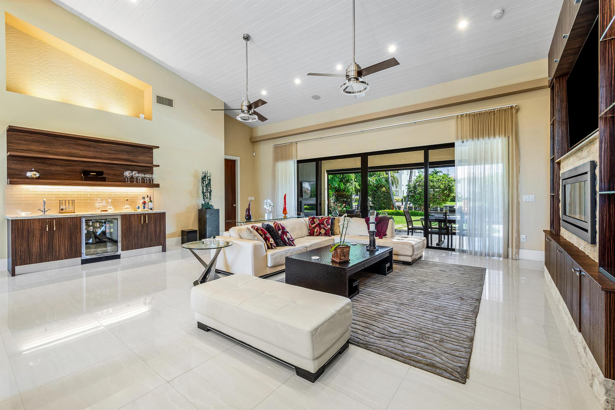 CORAL RIDGE - Residential