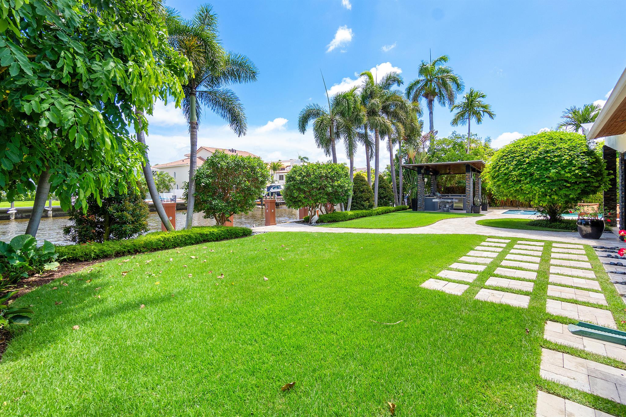 CORAL RIDGE - Residential