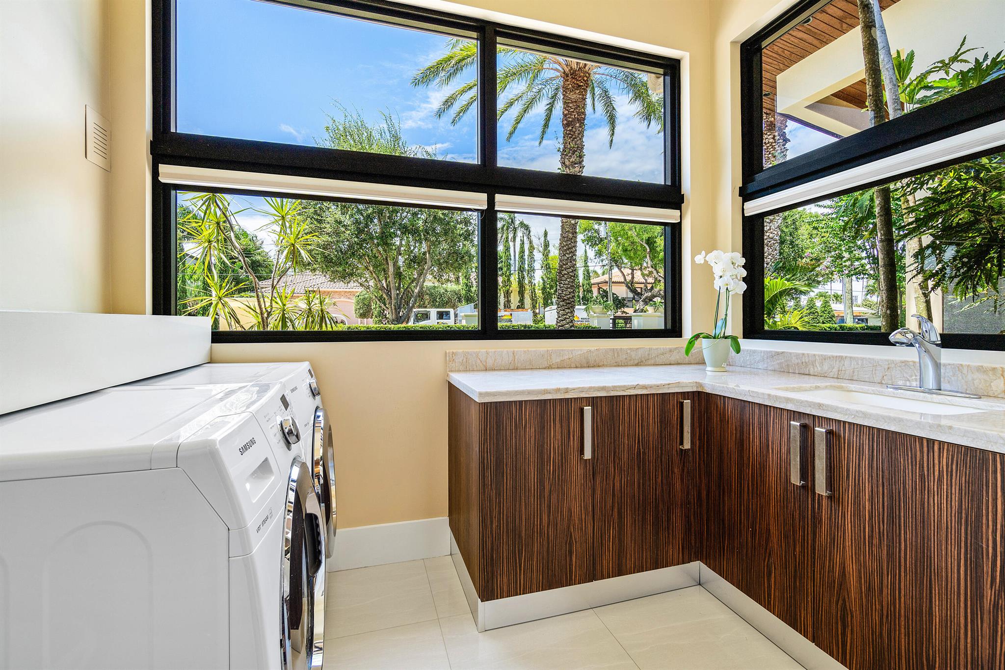 CORAL RIDGE - Residential