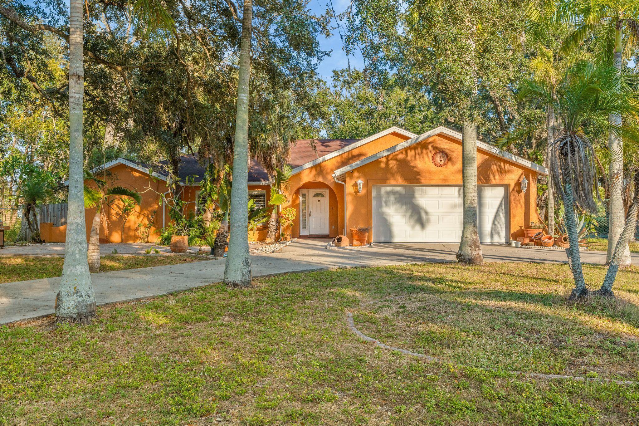 4200; TROPCL SHRS,27TH ST - Residential