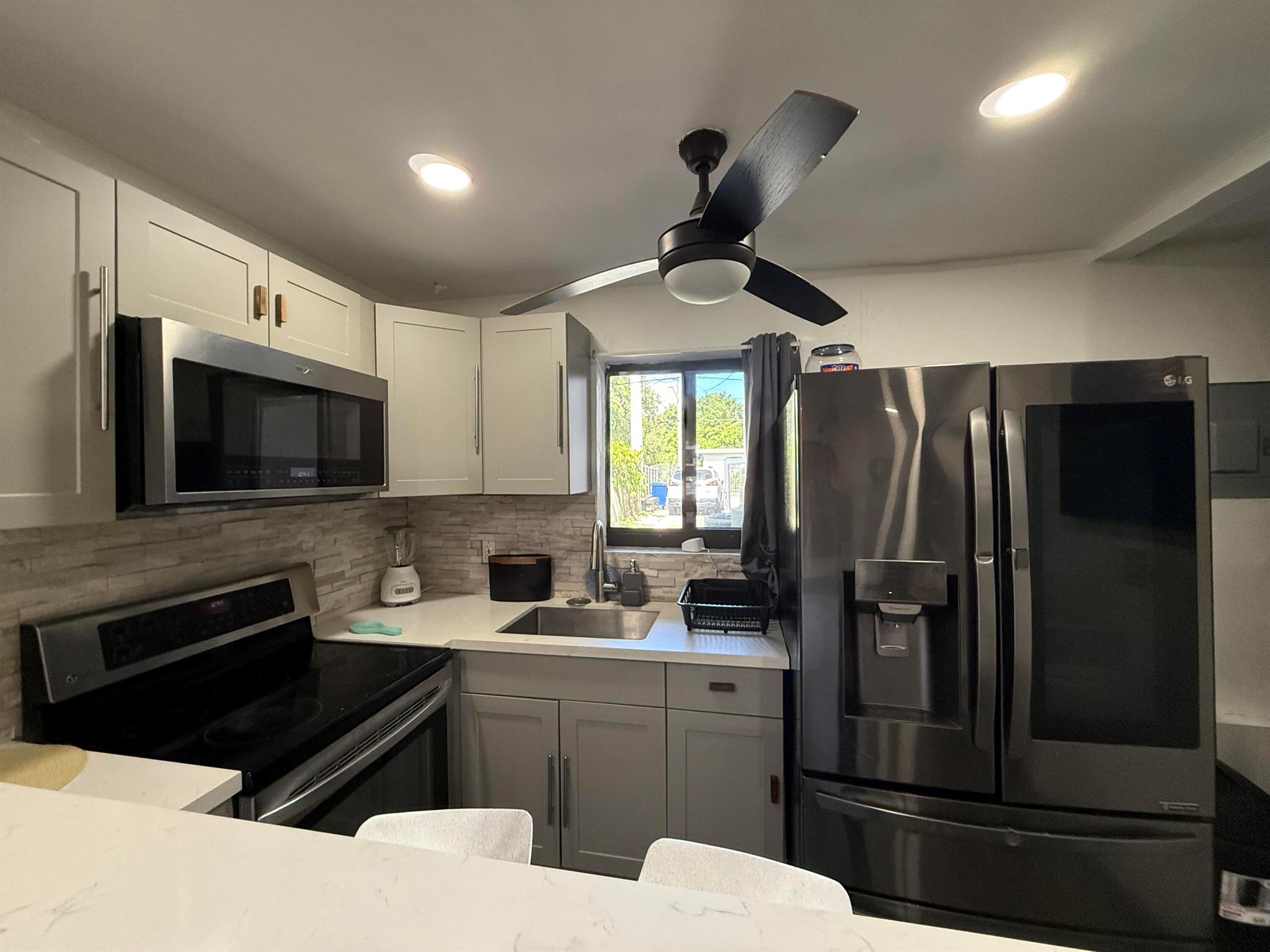 RAILWAY SHOPS ADDN 2ND AM - Residential Lease