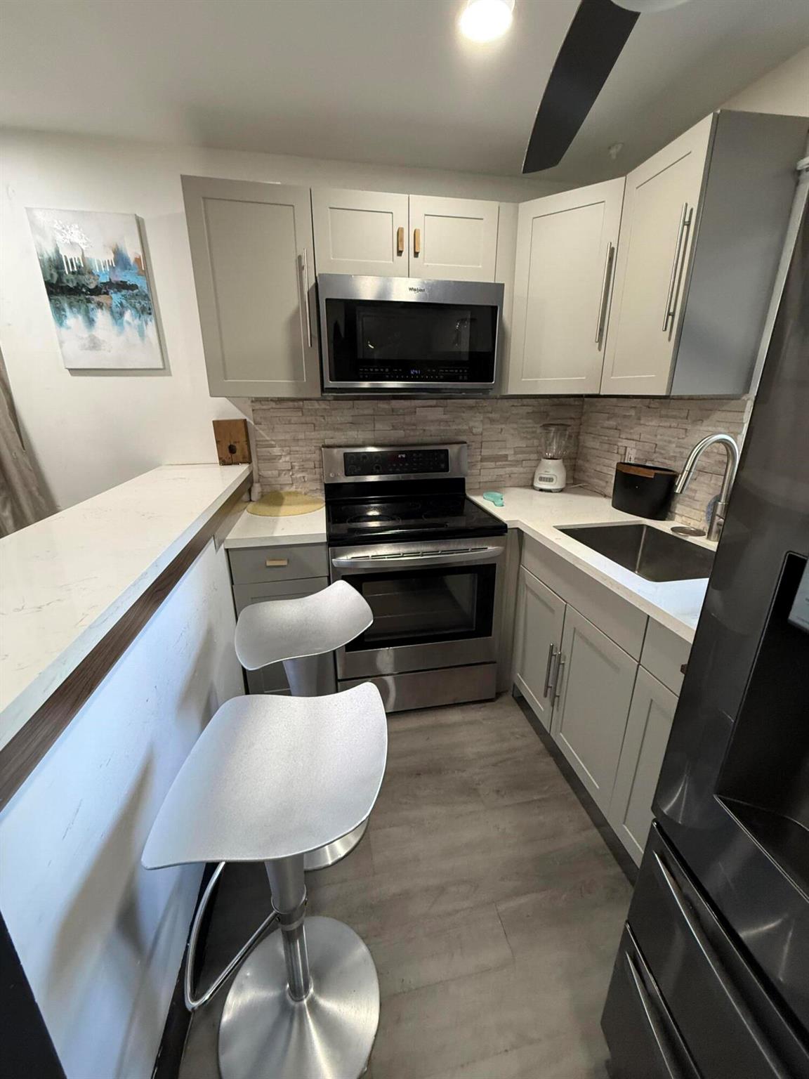 RAILWAY SHOPS ADDN 2ND AM - Residential Lease