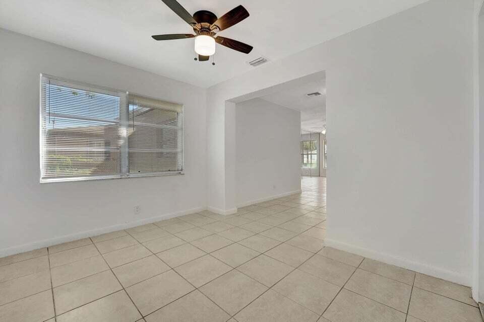 ACADEMY AWARD SEC 4 REPLA - Residential Lease