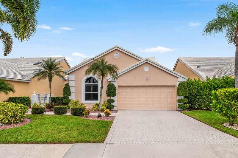 Photo of 8367 Horseshoe Bay Road, Boynton Beach, FL 33472 (MLS # B26083888)