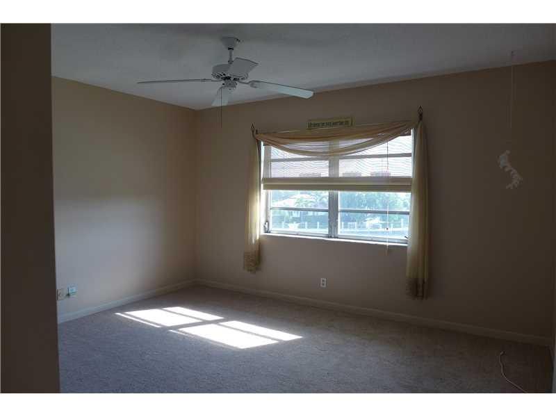 RIVER HOUSE TERRACE CONDO - Residential Lease