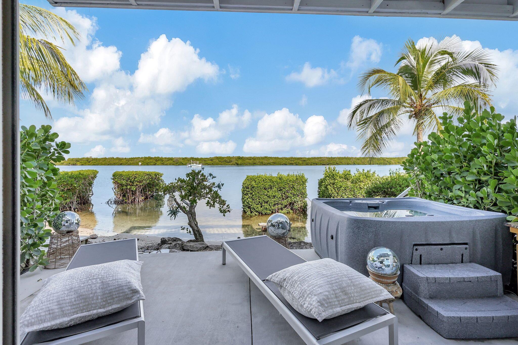 CORAL COVE BEACH SECTION - Residential