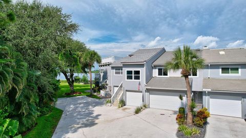 A home in Hutchinson Island