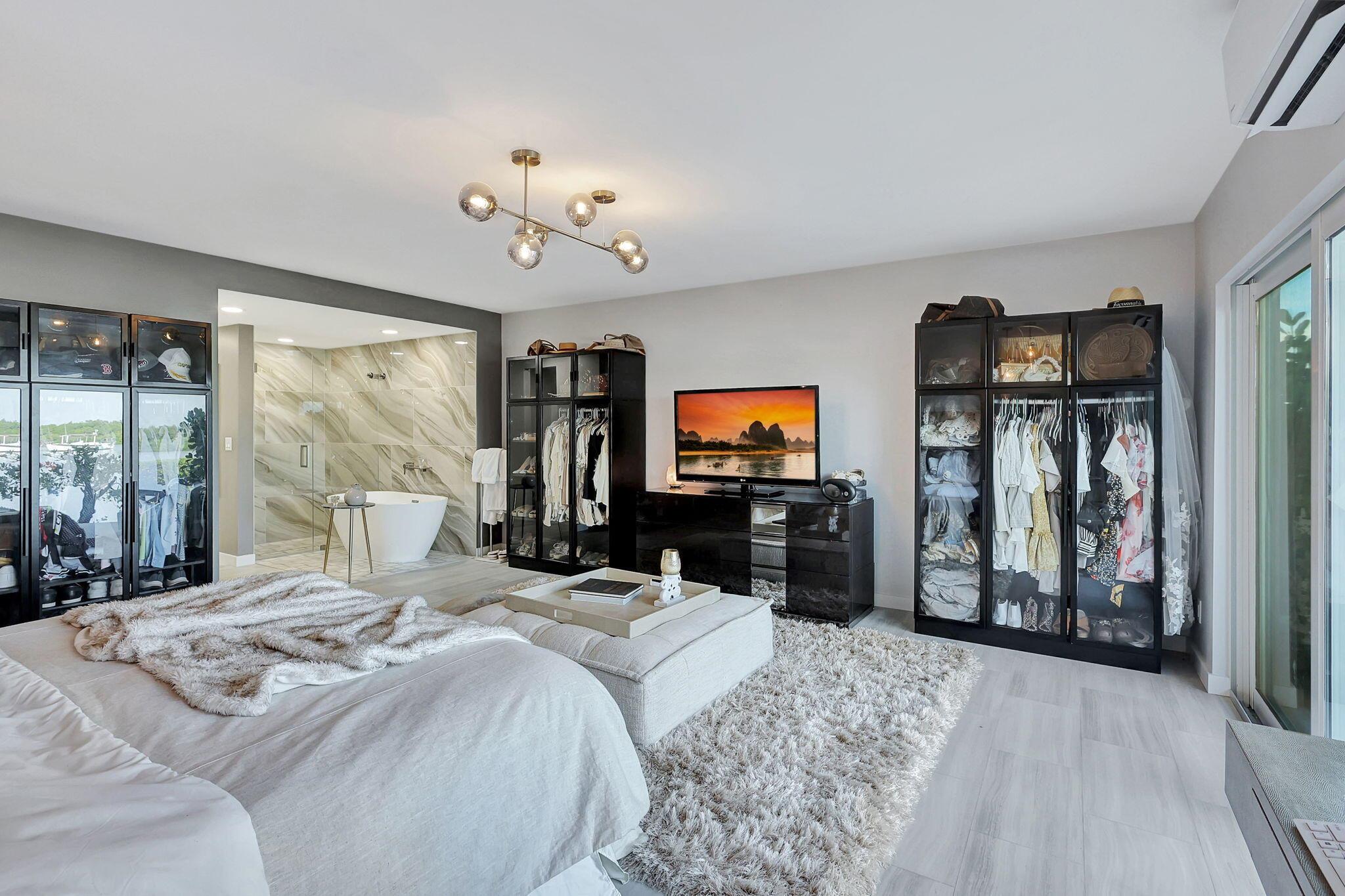 CORAL COVE BEACH SECTION - Residential