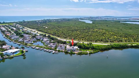 A home in Hutchinson Island