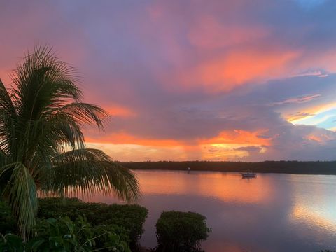 A home in Hutchinson Island