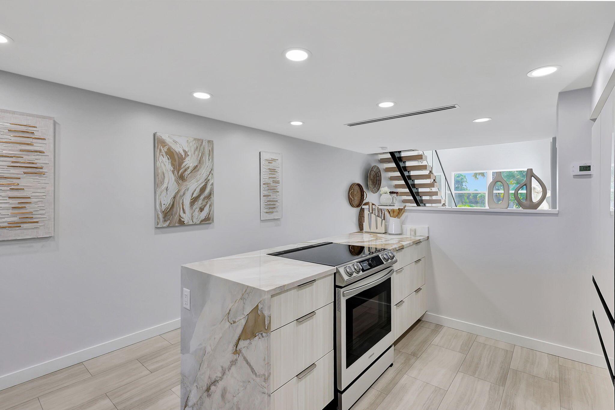 CORAL COVE BEACH SECTION - Residential