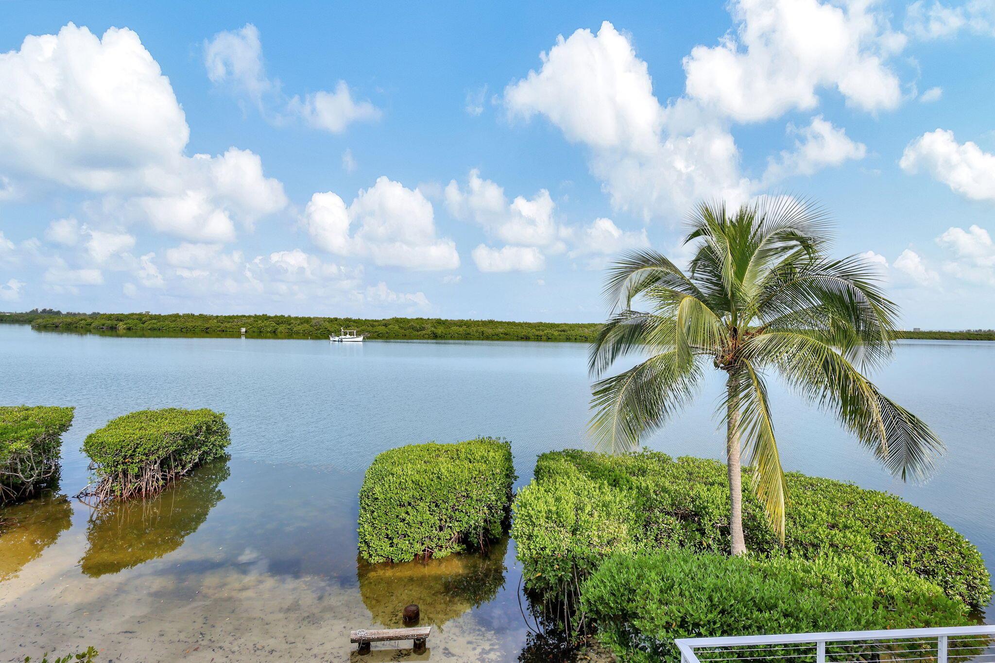 CORAL COVE BEACH SECTION - Residential
