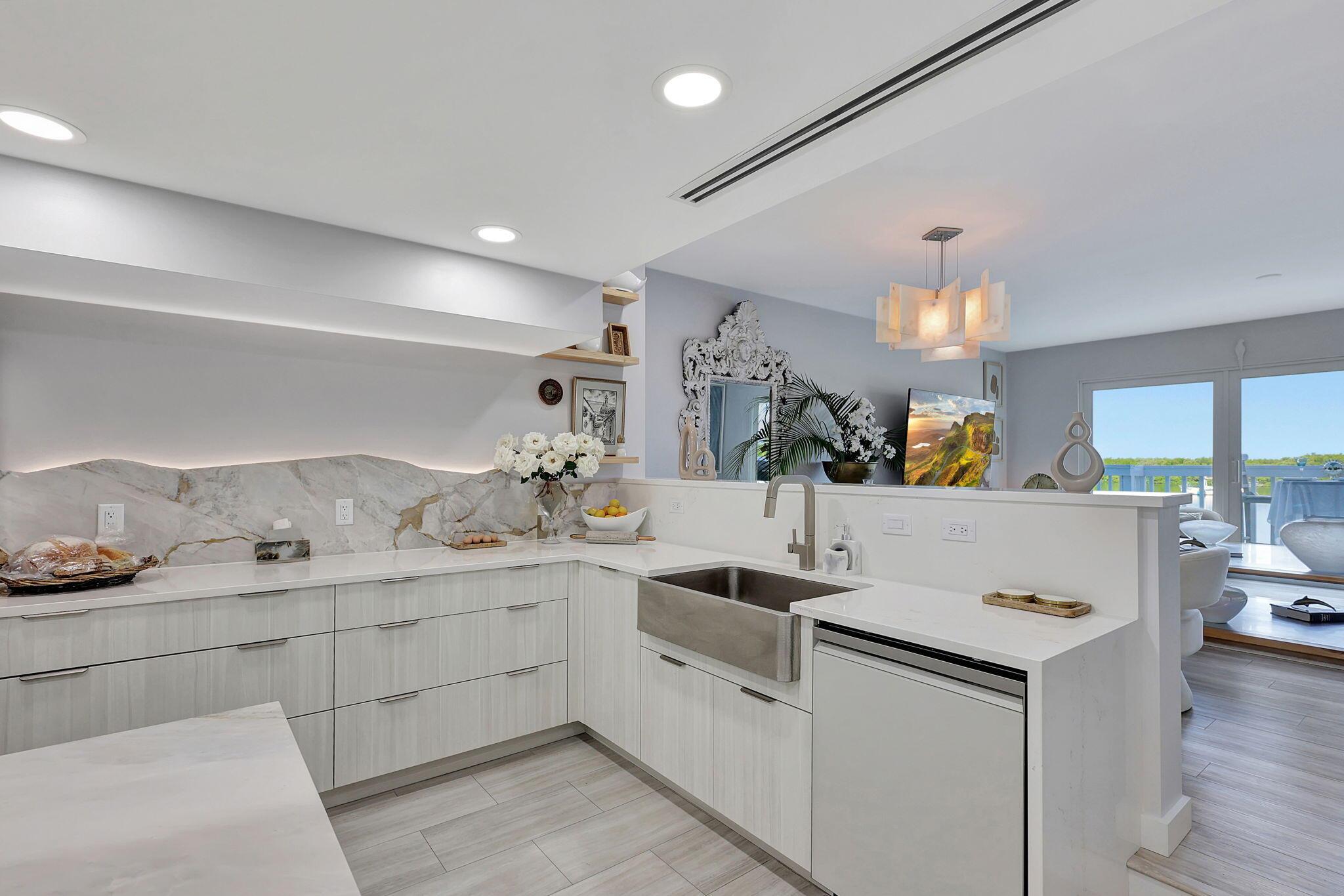 CORAL COVE BEACH SECTION - Residential