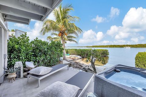 A home in Hutchinson Island