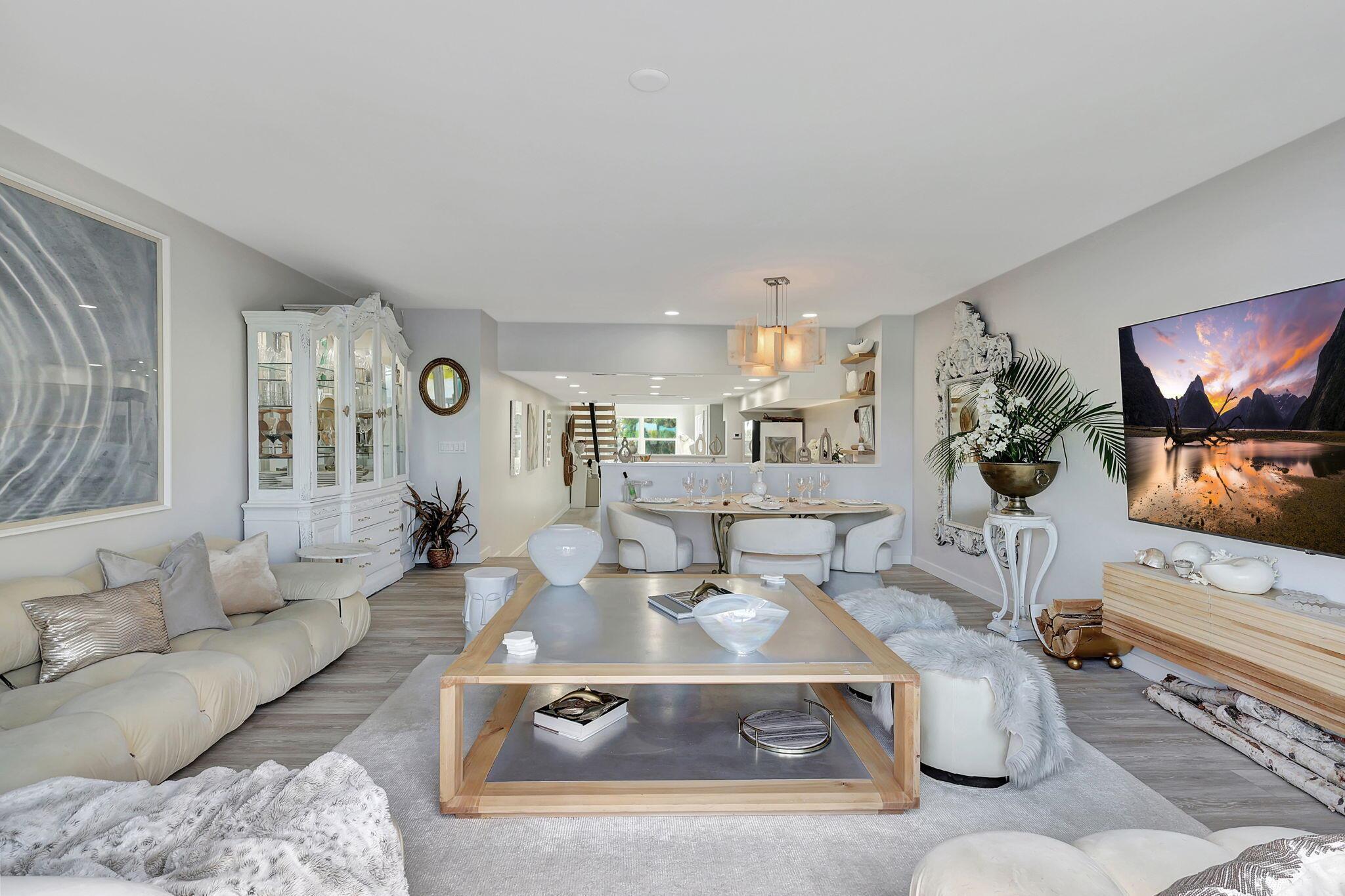 CORAL COVE BEACH SECTION - Residential