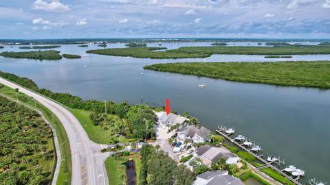 A home in Hutchinson Island