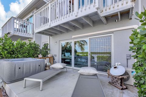 A home in Hutchinson Island