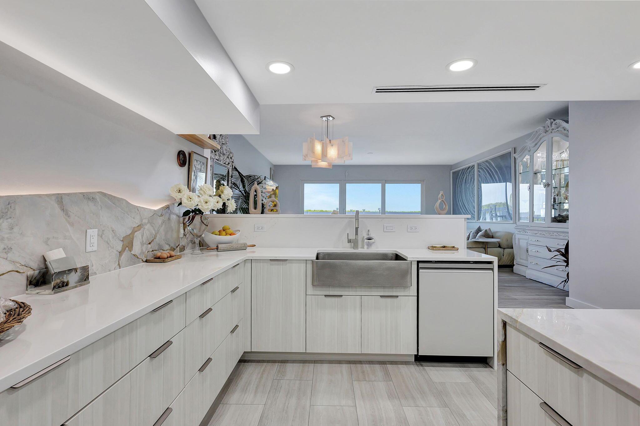 CORAL COVE BEACH SECTION - Residential