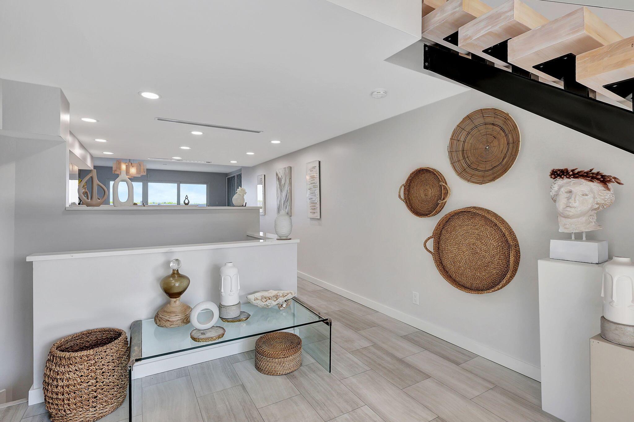 CORAL COVE BEACH SECTION - Residential